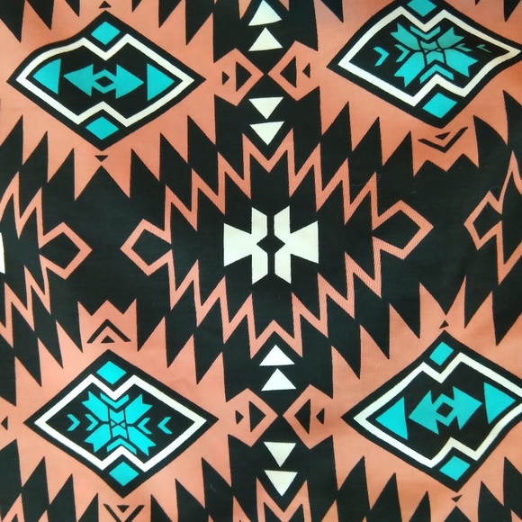 Pink Rose Aztec patterened Dress Size L - Picture 6 of 8